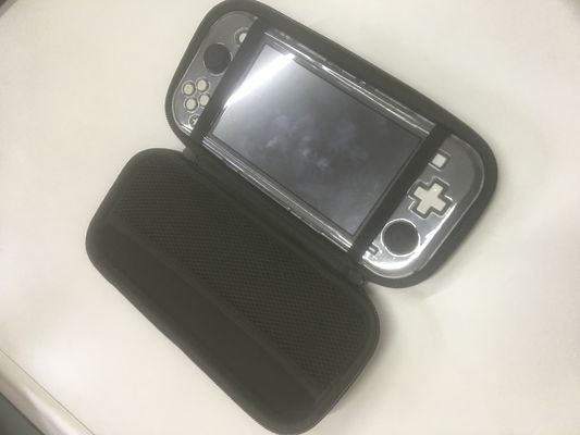 حقائب EVA خفيفة الوزن صلبة مع غطاء مخملي وغطاء جلدي PU يوفر حماية لجهاز الحلاقة الألعاب والإلكترونيات